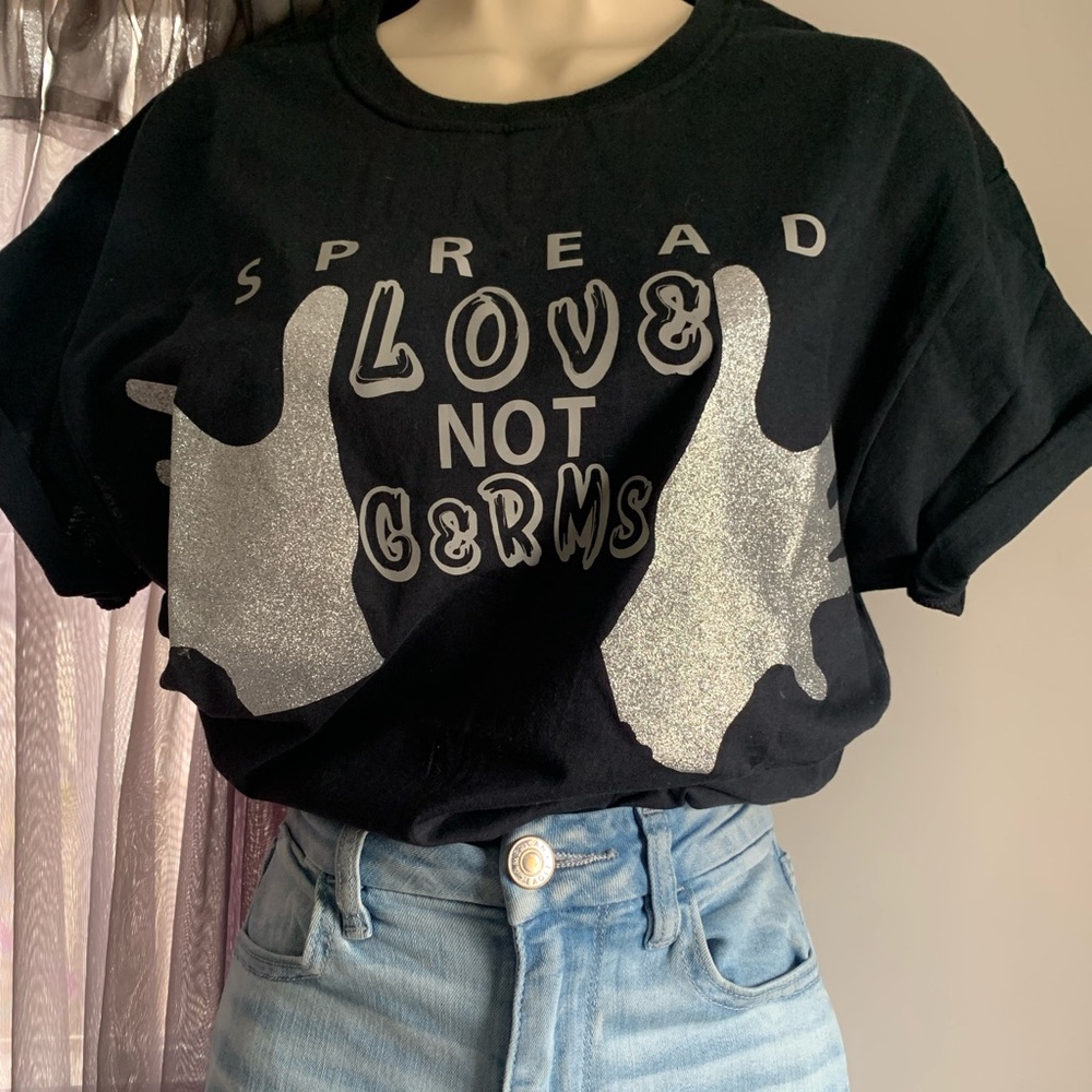 Graphic t shirt